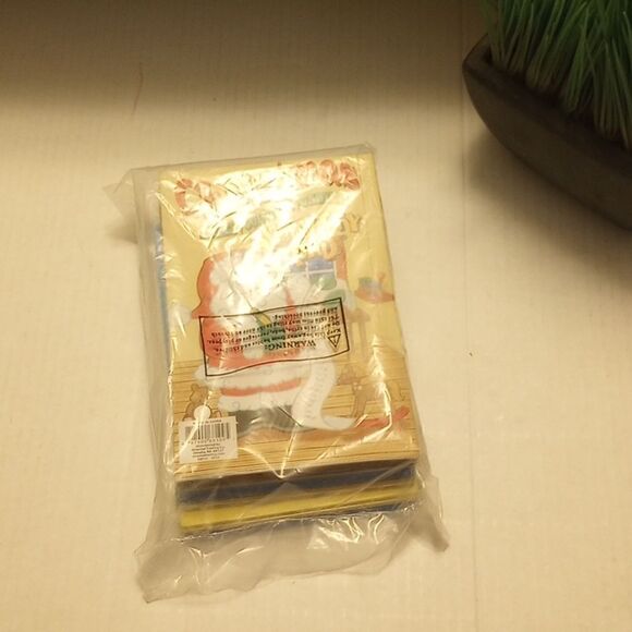 Package of Christmas activity books for kids - Picture 1 of 4